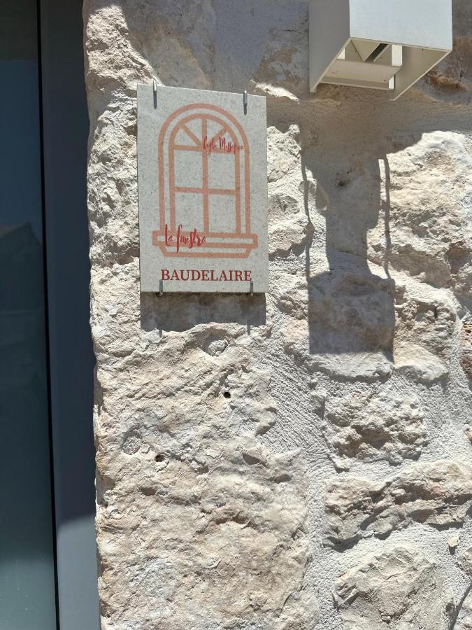 La Finestra Dimora Charme Hotel Ceglie Messapica Exterior foto
